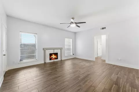 9707 Richmond Ave #127, Houston, TX 77042