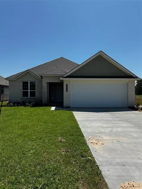 515 Shoreview Dr, Conroe, TX 77303 photo 1