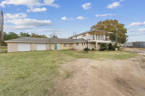 850 County Road 2145, Cleveland, TX 77327