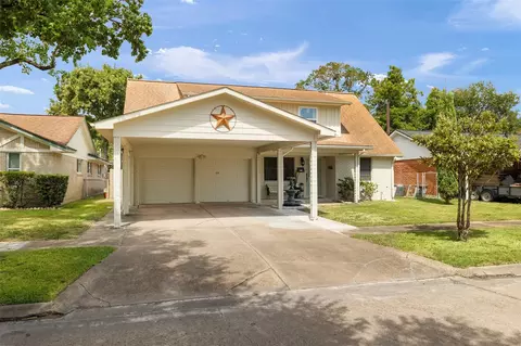 Exterior - 2603 Grape Ln, Pasadena, TX 77502 photo 5 of 10