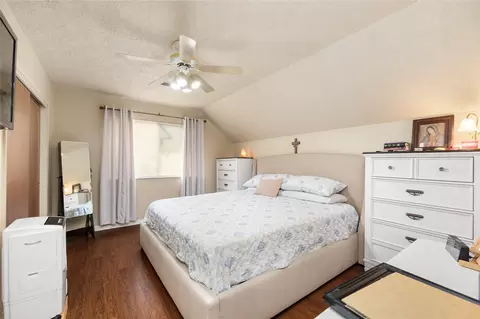 Bedroom - 2603 Grape Ln, Pasadena, TX 77502 photo 1 of 6