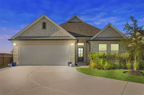 4901 Finns Landing St, League City, TX 77573