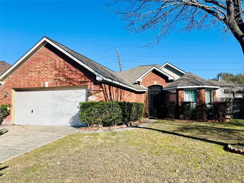 12431 Heritage Grove Dr, Houston, TX 77066