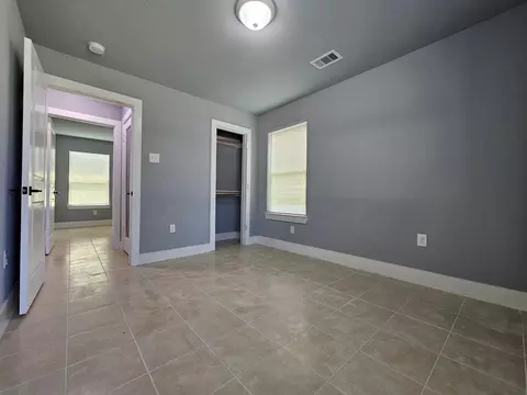 Bedroom - 2129 Raspberry Ln, Pasadena, TX 77502 photo 4 of 8