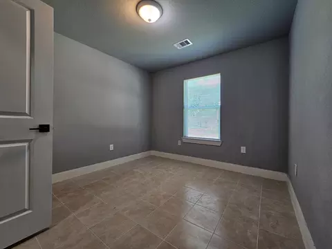 Bedroom - 2129 Raspberry Ln, Pasadena, TX 77502 photo 1 of 8