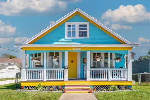 2314 34th St, Galveston, TX 77550