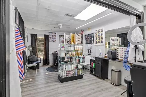 3731 Reveille St, Houston, TX 77087