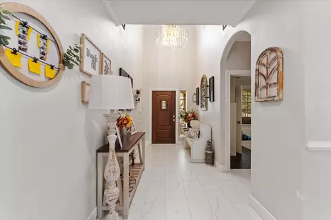 Entry Way - 1706 Elmside Ct, Conroe, TX 77301 photo 2 of 4