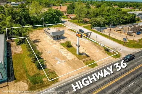 310 State Highway 36 S, Caldwell, TX 77836