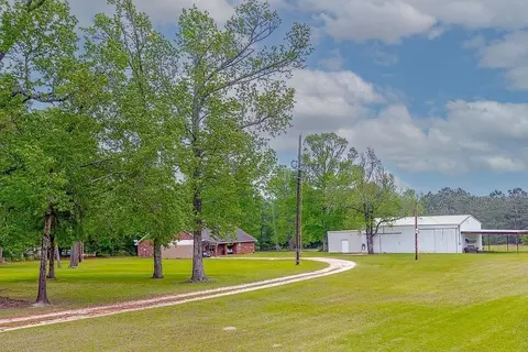 16190 N Us Highway 59 N, Moscow, TX 75960