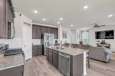 Kitchen - 1732 Brushy Cedar Ct, Conroe, TX 77301 photo 2 of 4