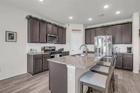 Kitchen - 1732 Brushy Cedar Ct, Conroe, TX 77301 photo 4 of 4