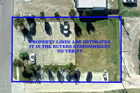 2408 S 2409 S Park Ave, Pearland, TX 77581