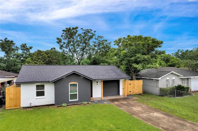 12930 Segrest Dr, Houston, TX 77047