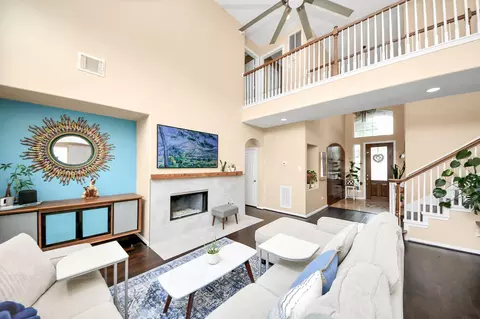 15707 Aberdeen Trails Dr, Houston, TX 77095