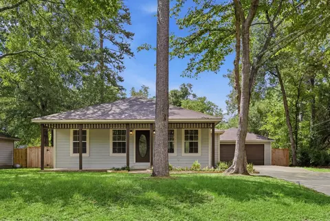 10821 Royal Pines Dr, Conroe, TX 77303