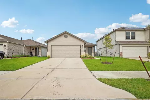 10707 Bird Of Paradise Ln, Houston, TX 77016