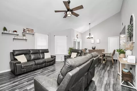 23507 Tree House Ln, Spring, TX 77373 photo 1