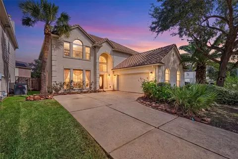 30 Palm Villas Dr, Manvel, TX 77578