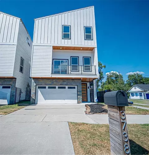 3738 Mainer St, Houston, TX 77021
