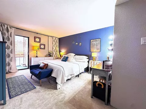 10110 Forum West Dr #421, Houston, TX 77036