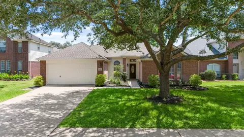 2410 Avery Park Dr, Sugar Land, TX 77498