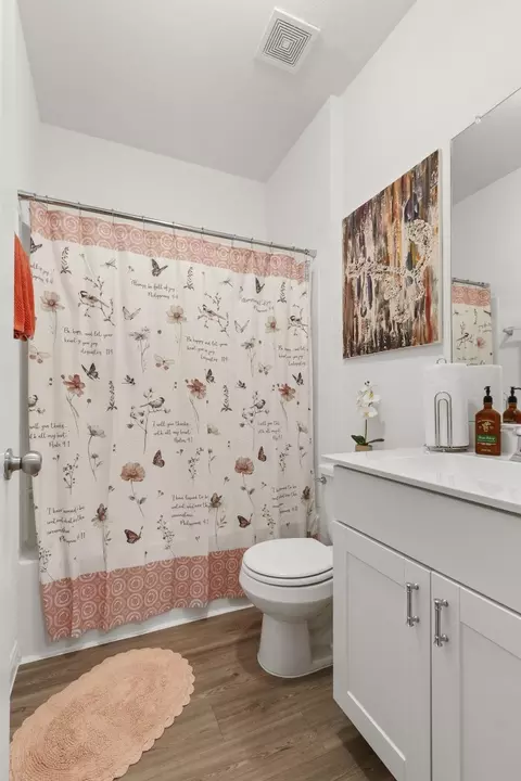Bath - 5834 Finely Run St, Spring, TX 77373 photo 4 of 4