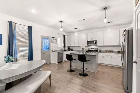 Kitchen - 5834 Finely Run St, Spring, TX 77373 photo 1 of 4