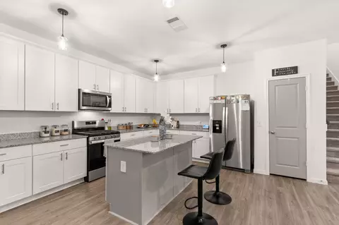 Kitchen - 5834 Finely Run St, Spring, TX 77373 photo 2 of 4