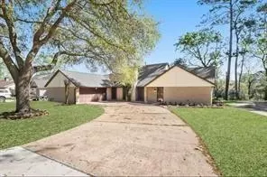 1134 Chestnut Ridge Rd, Houston, TX 77339