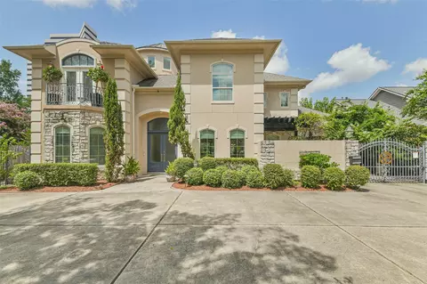 2502 Chimney Rock Rd, Houston, TX 77056
