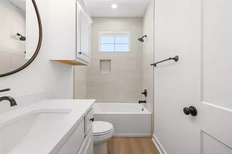 Bath - 5034 Toscana Loop, Bryan, TX 77802 photo 6 of 6