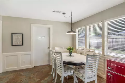 Dining - 6411 Northway Dr, Spring, TX 77389 photo 4 of 4