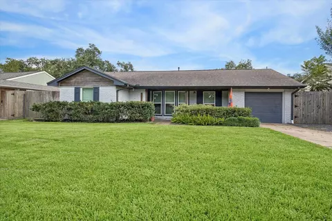 5417 Nina Lee Ln, Houston, TX 77092