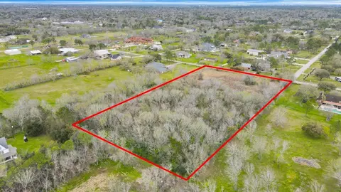 101 Westfield Ln, Friendswood, TX 77546