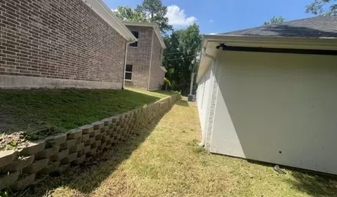 Exterior - 22 Twisting Crk, Trinity, TX 75862 photo 3 of 5