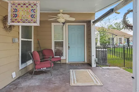 Exterior - 70 Westwood Dr W, Trinity, TX 75862 photo 2 of 3