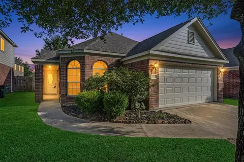 12146 Glen Crossing Cir, Humble, TX 77346