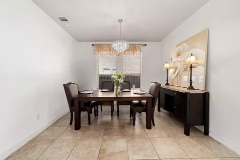 Dining - 2007 Brookmont Dr, Conroe, TX 77301 photo 2 of 4