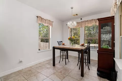 Dining - 2007 Brookmont Dr, Conroe, TX 77301 photo 3 of 4