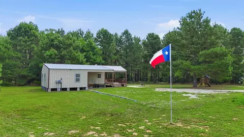 Exterior - 8651 Pr 1230, Centerville, TX 75833 photo 2 of 6