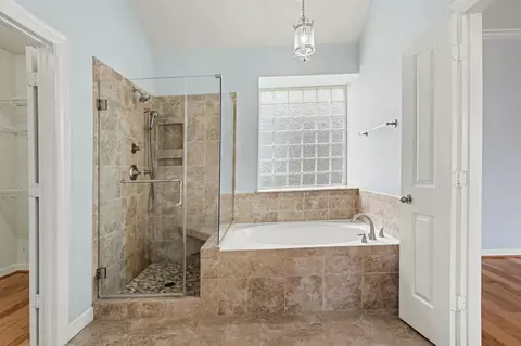 Bath - 3015 Rustic Gardens Dr, Spring, TX 77386 photo 2 of 3