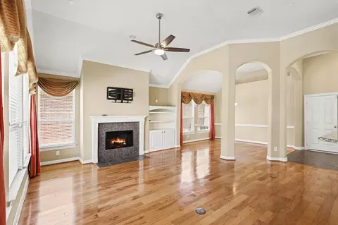 Living - 3015 Rustic Gardens Dr, Spring, TX 77386 photo 3 of 7