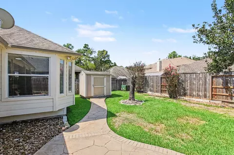 Exterior - 3015 Rustic Gardens Dr, Spring, TX 77386 photo 2 of 3