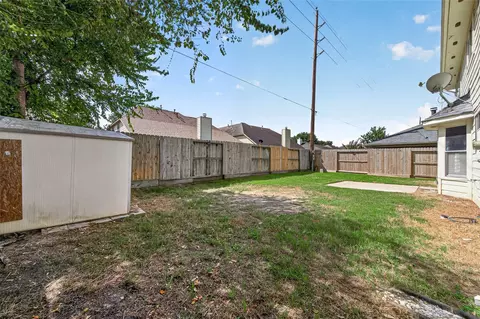 Exterior - 5631 Roserock Ln, Spring, TX 77379 photo 7 of 8