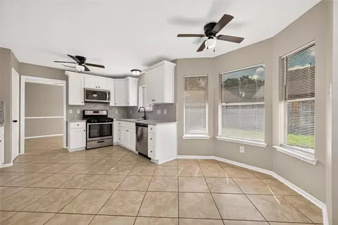 Kitchen - 5631 Roserock Ln, Spring, TX 77379 photo 1 of 7