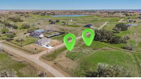 801 Wagon Wheel Trl, Angleton, TX 77515