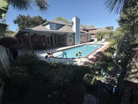 1323 Village Garden Dr, Missouri City, TX 77459
