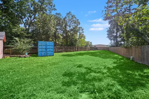 Exterior - 2103 Rolling Glen Dr, Spring, TX 77373 photo 10 of 10