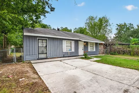 7319 Mountbatten Rd, Houston, TX 77033